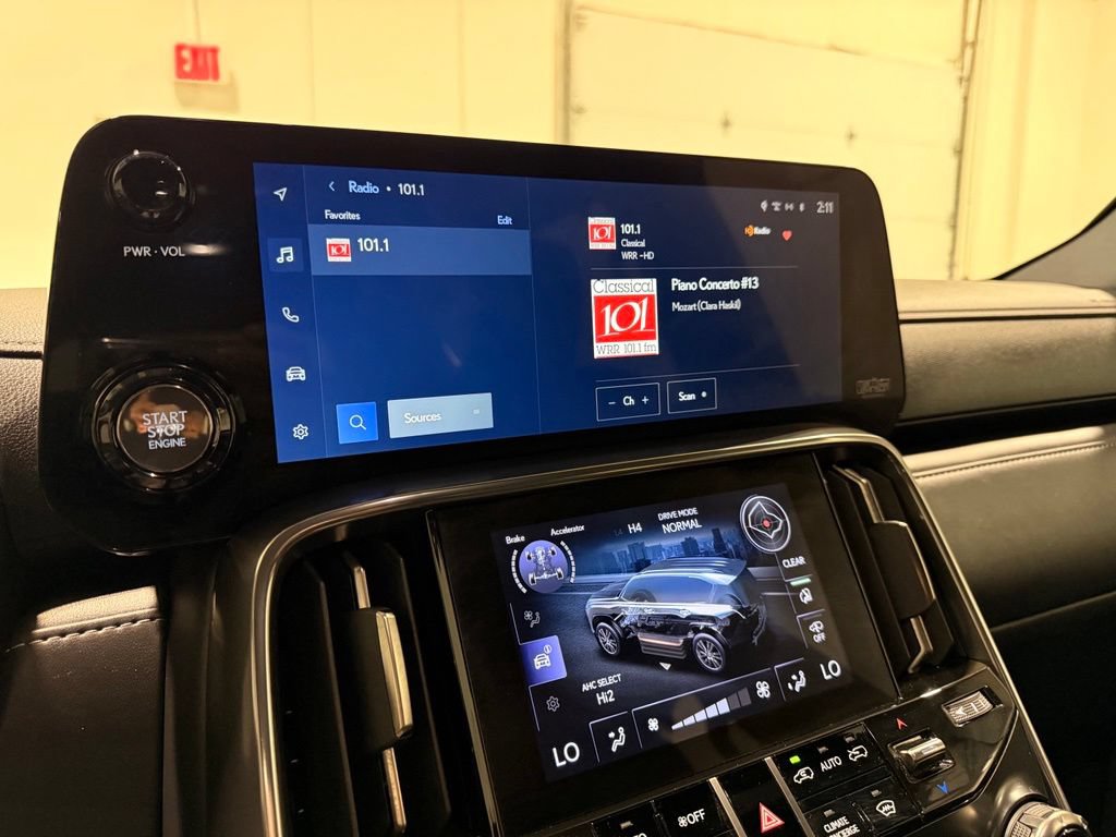 Used 2024 Lexus LX 600 F Sport AWD/4WD image 24