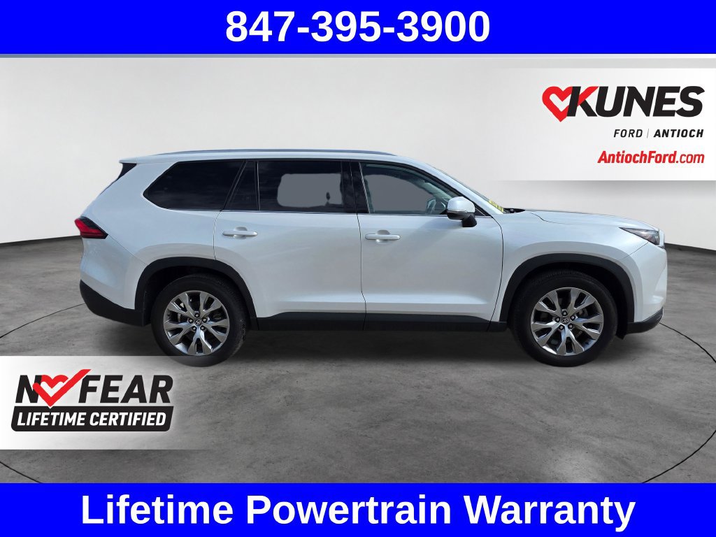 Used 2024 Toyota Grand Highlander AWD image 11