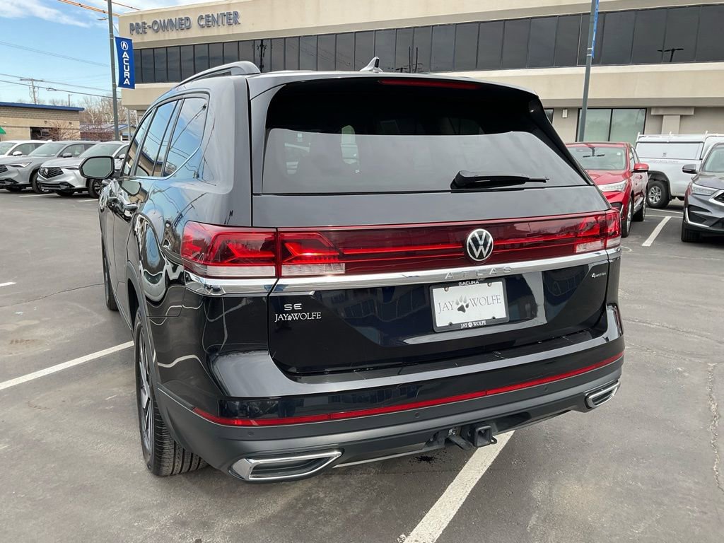 Used 2025 Volkswagen Atlas SE image 5