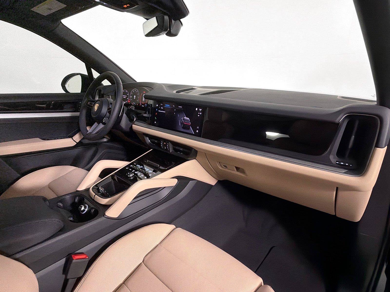 Certified 2026 Porsche Cayenne AWD/4WD image 27