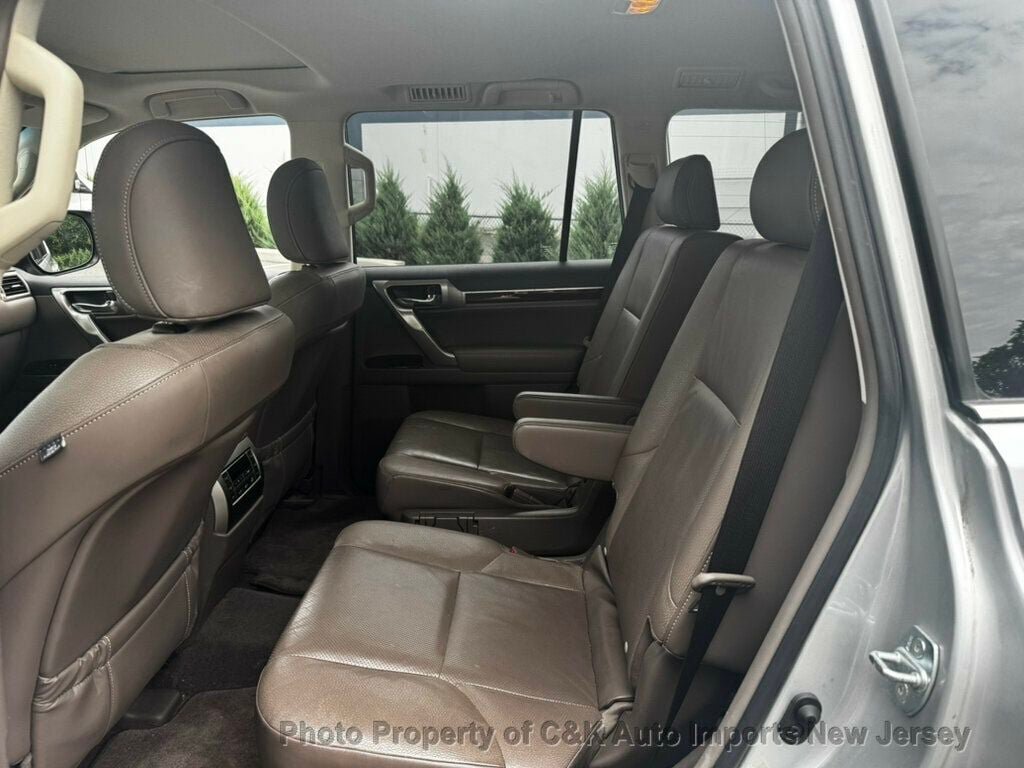 Used 2019 Lexus GX 460 Premium AWD/4WD image 22