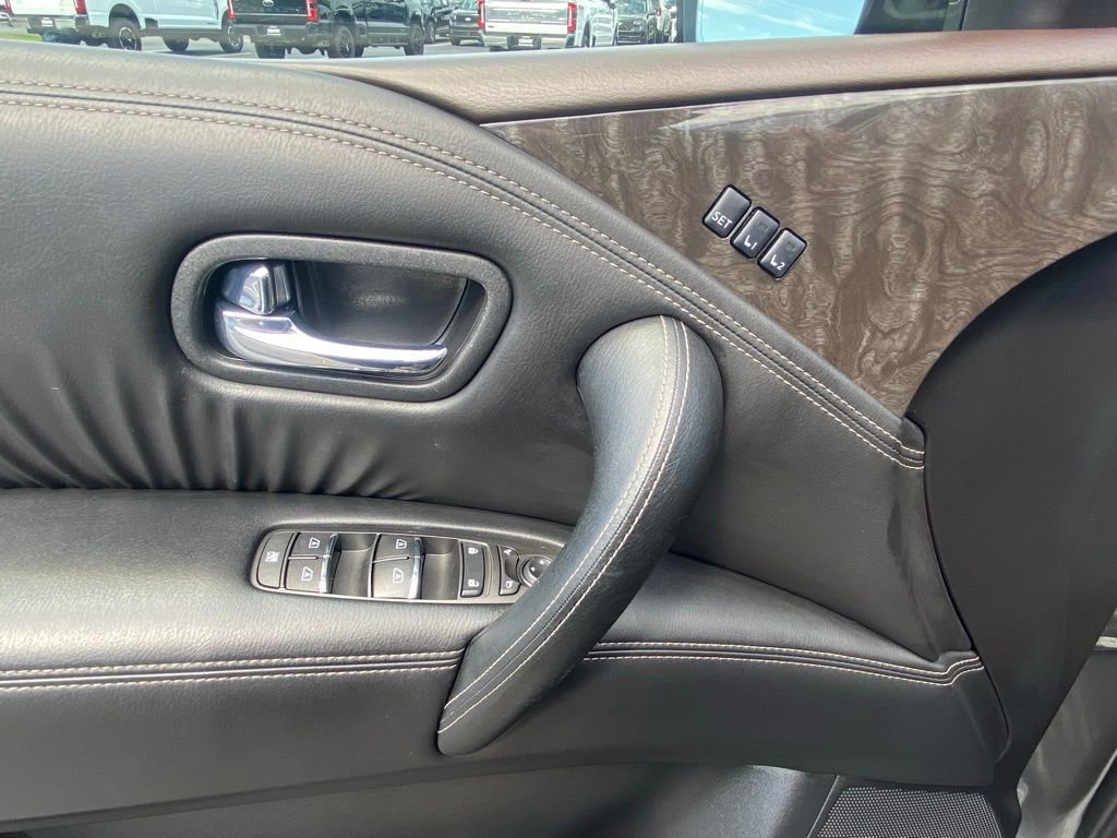 Used 2023 Nissan Armada Platinum w/ Captain's Chairs Package RWD image 11