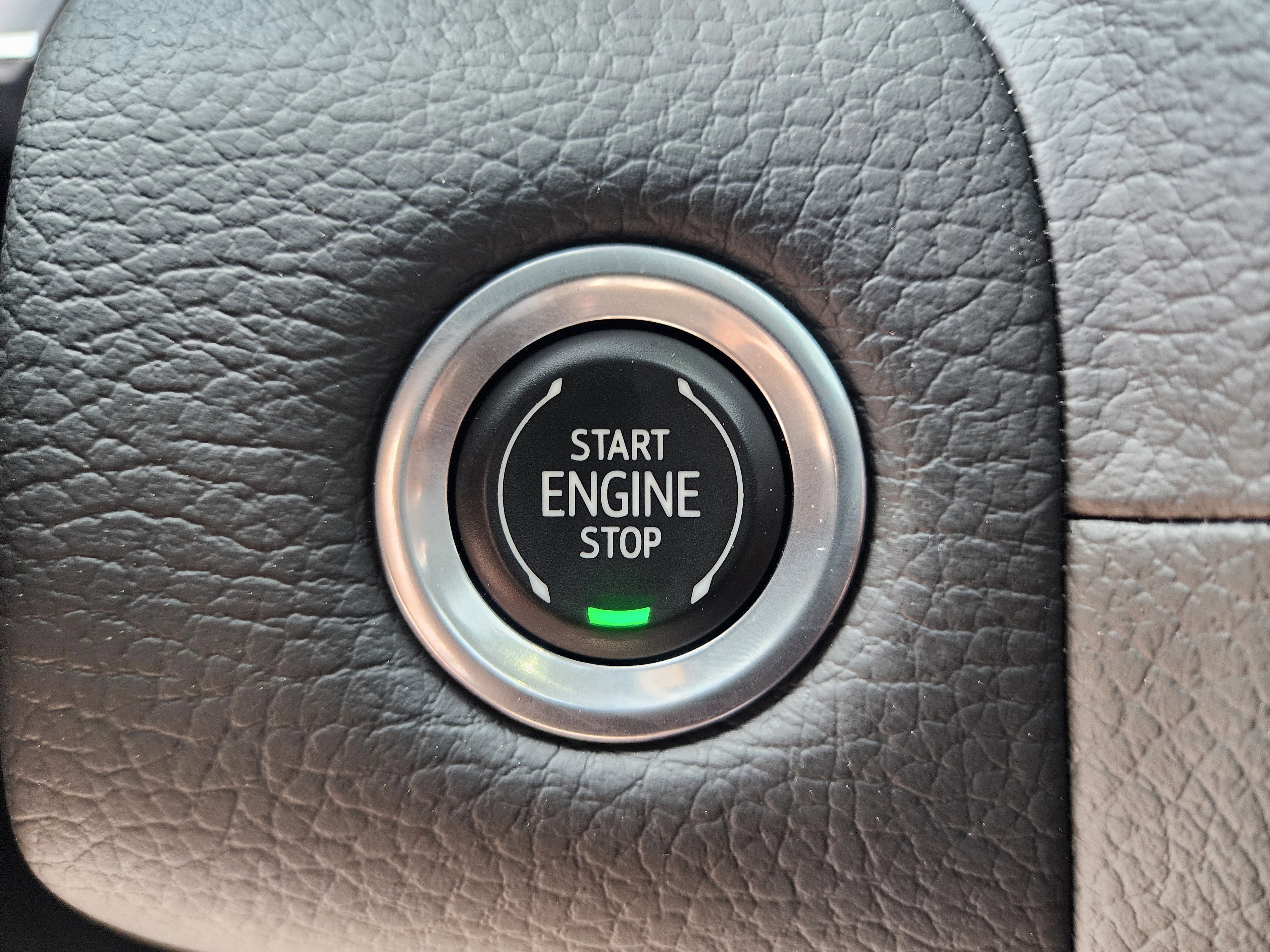 Used 2023 GMC Yukon Denali image 34