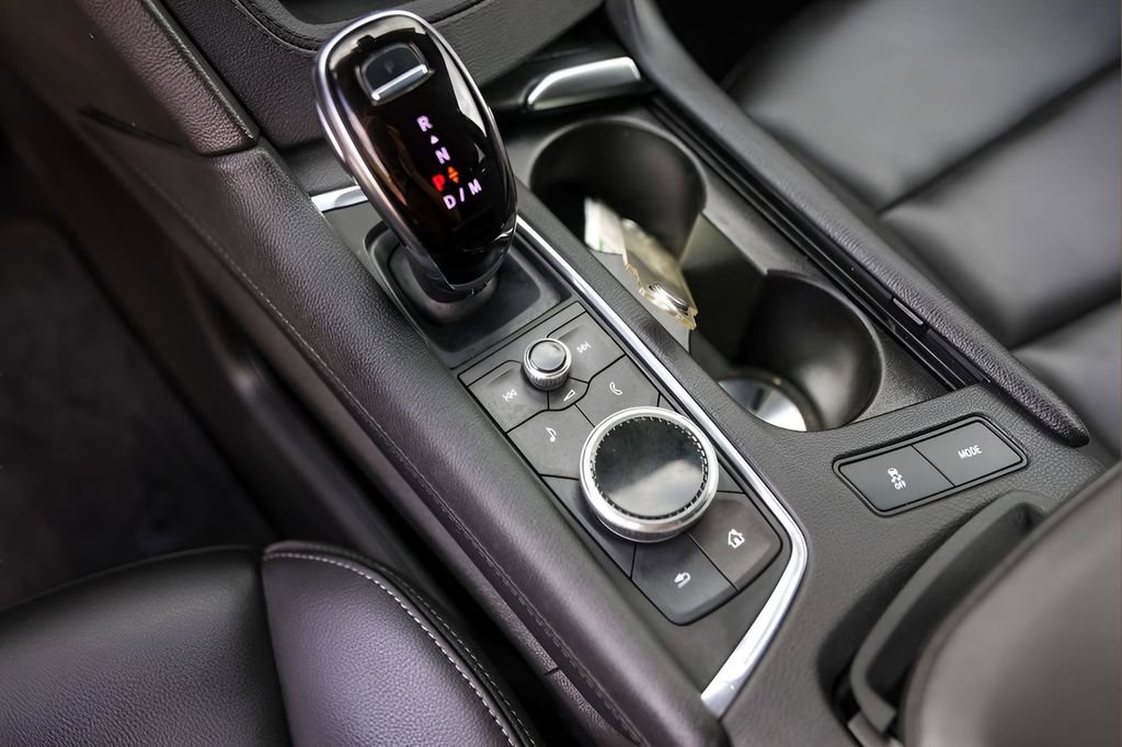 Certified 2022 Cadillac XT6 Luxury image 21