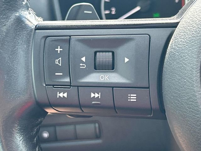 Used 2023 Nissan Rogue SL image 31