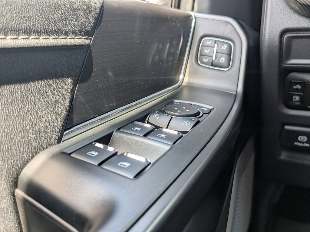 New 2025 Ford F150 Lariat w/ Equipment Group 502A High image 29