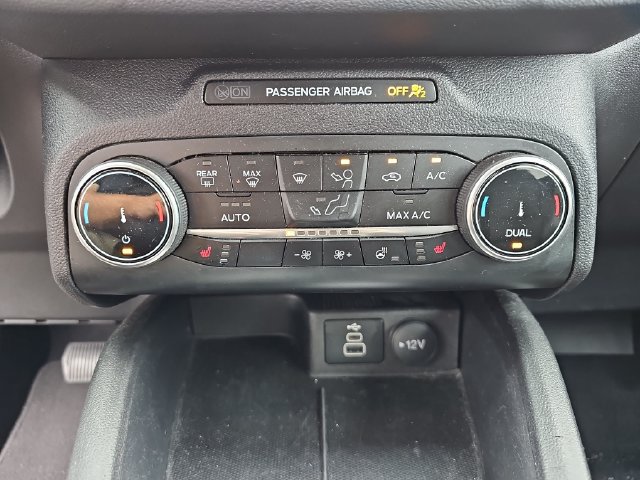 Certified 2025 Ford Escape ST-Line Select AWD/4WD image 29
