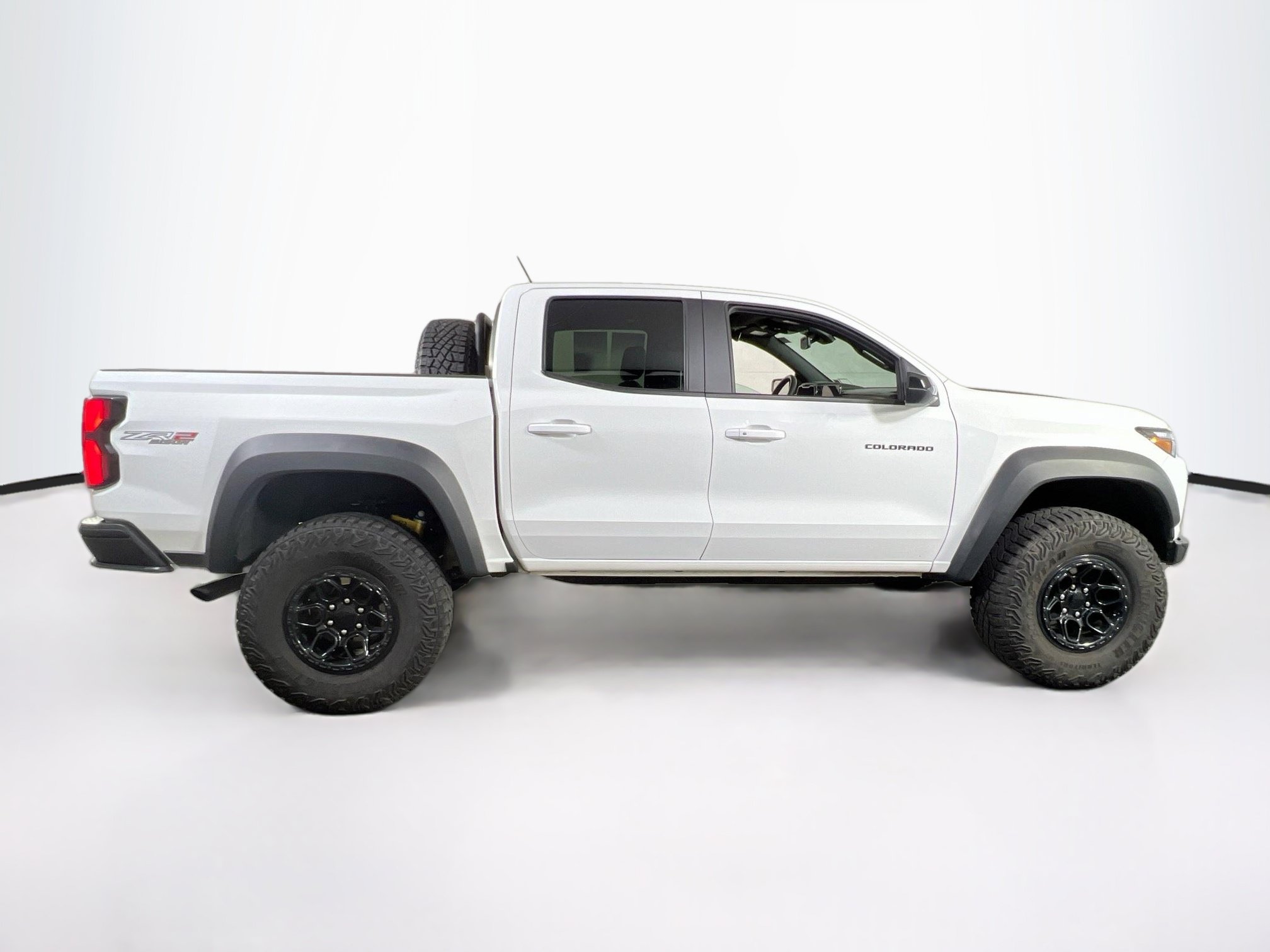 Used 2024 Chevrolet Colorado ZR2 w/ ZR2 Bison Edition AWD/4WD image 4