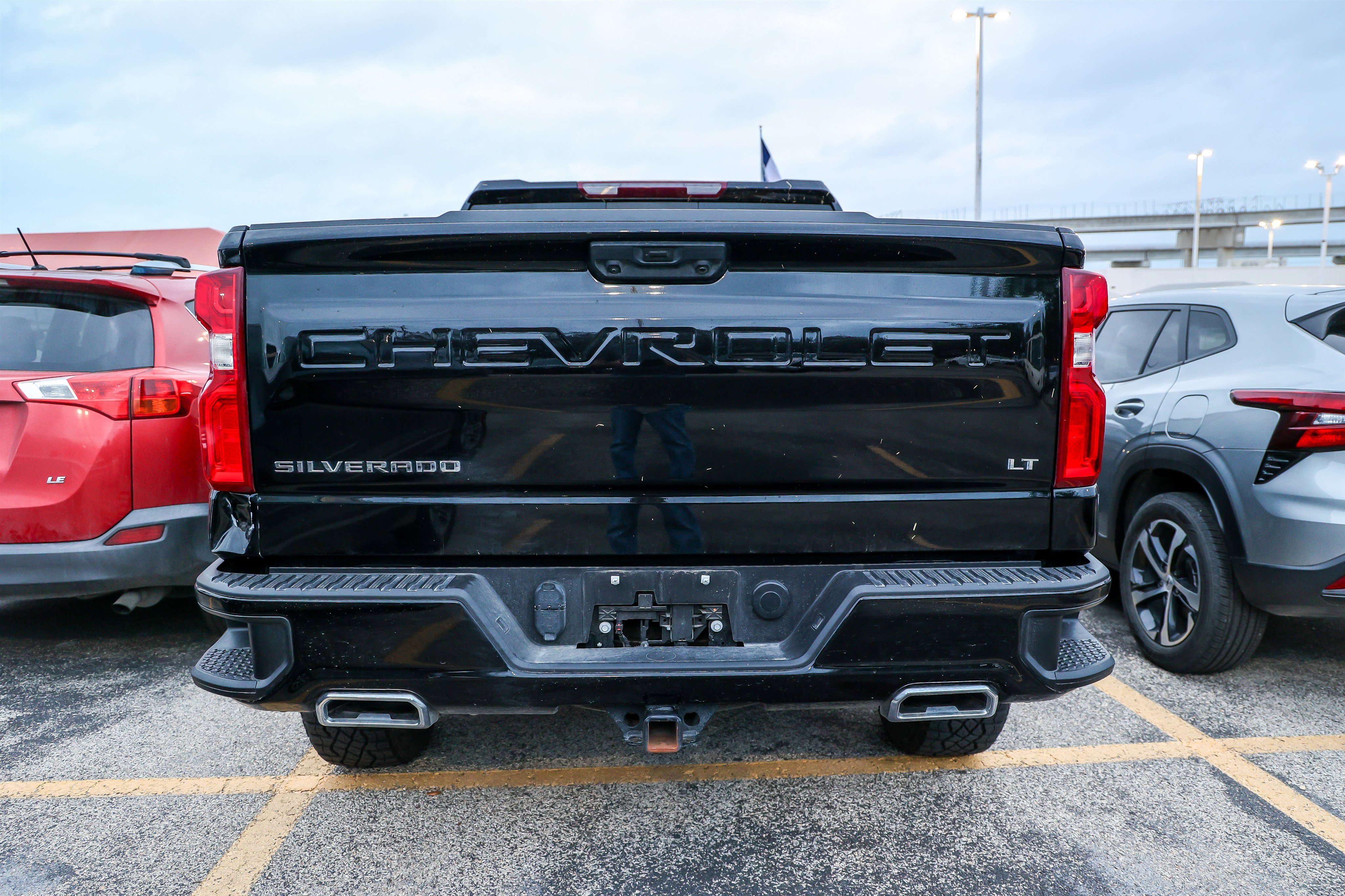 Used 2024 Chevrolet Silverado 1500 LT Trail Boss w/ Convenience Package II image 9