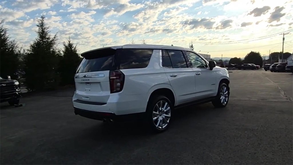 Used 2023 Chevrolet Tahoe High Country w/ Premium Package image 9