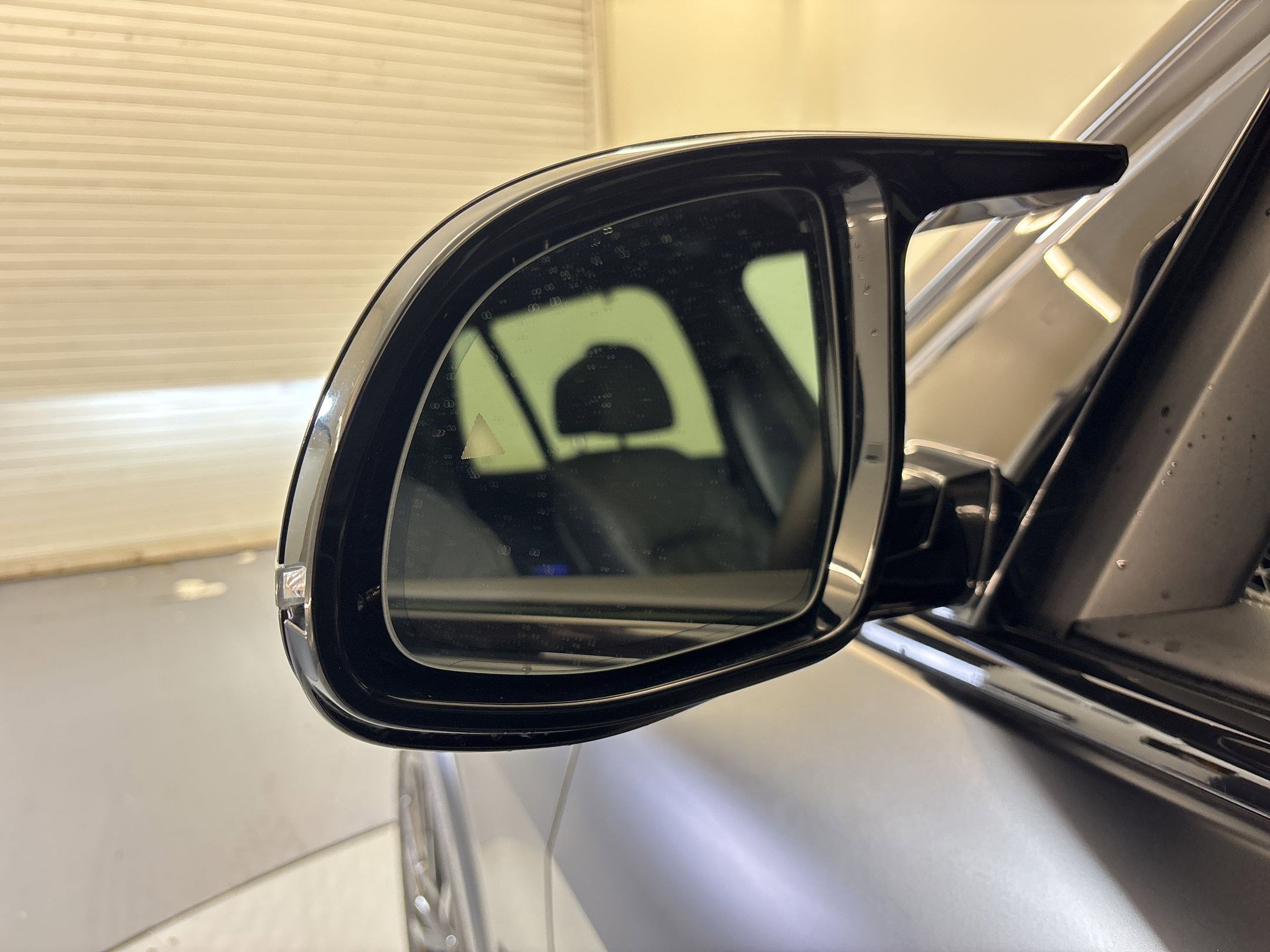 Used 2024 BMW X5 M60i w/ Executive Package image 21