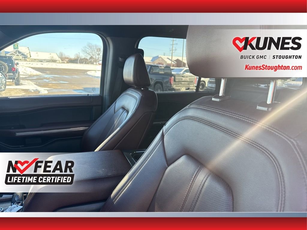 Used 2024 Ford Expedition Limited image 18