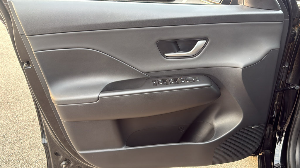 Certified 2026 Hyundai Kona Limited AWD/4WD image 15