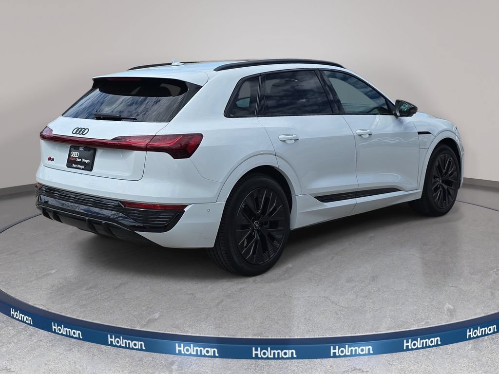 Used 2024 Audi Q8 e-tron Prestige AWD/4WD image 6