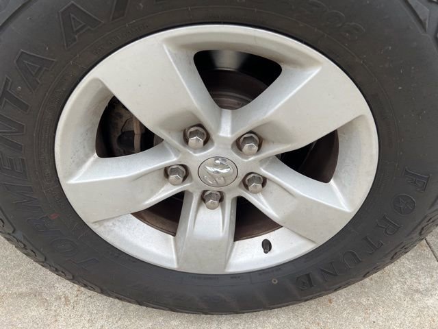 Certified 2019 RAM 1500 Classic SLT AWD/4WD image 7