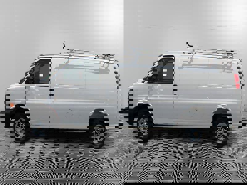 New 2025 Chevrolet Express 2500 w/ Driver Convenience Package image 4