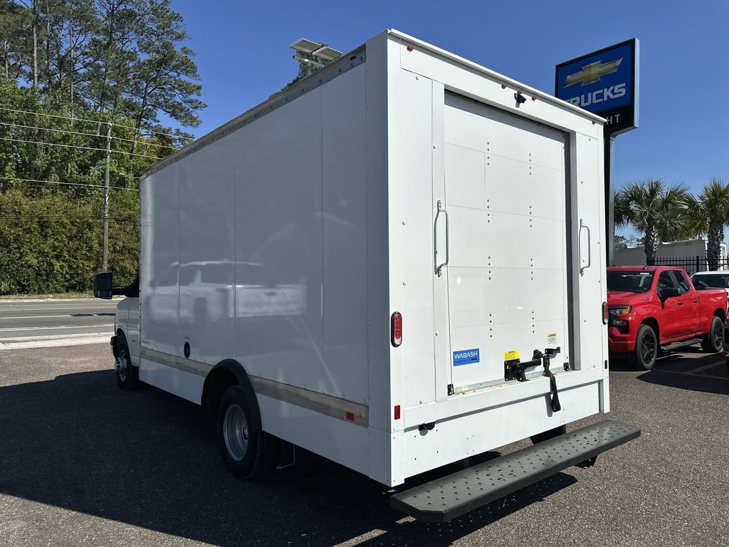 New 2024 Chevrolet Express 3500 w/ Power Convenience Package RWD image 14