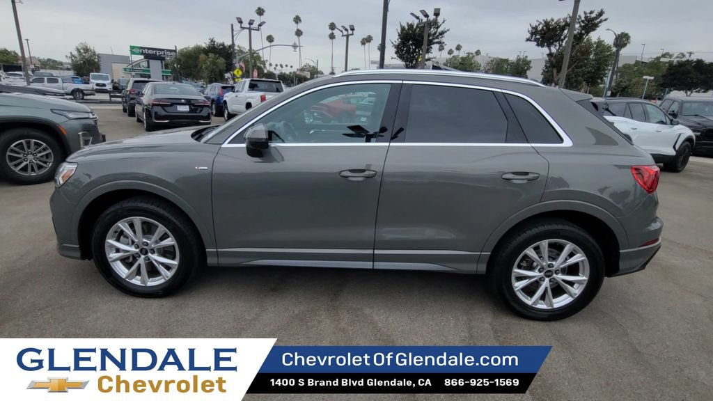 Used 2023 Audi Q3 2.0T Premium AWD/4WD image 5