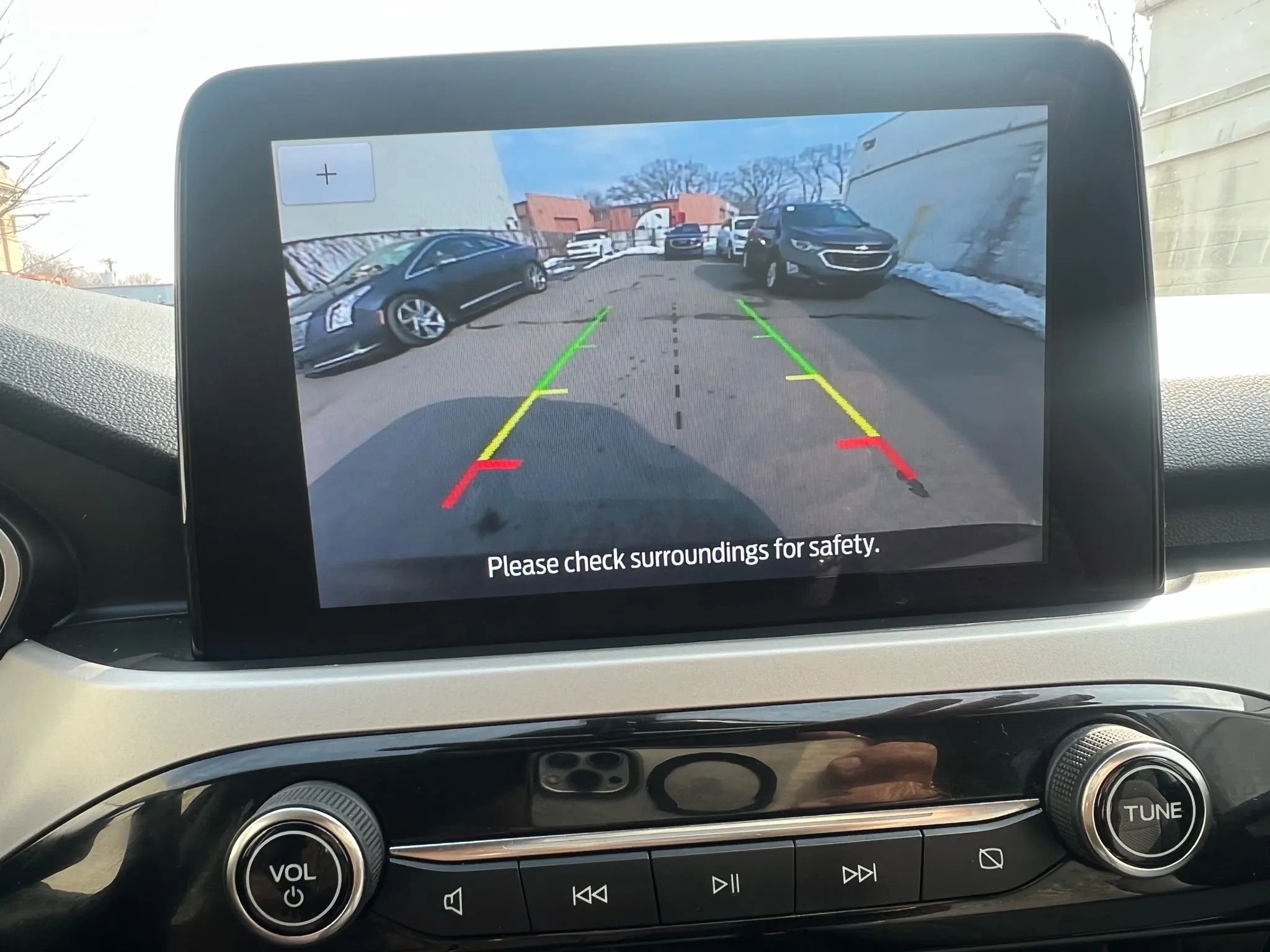 Used 2021 Ford Escape SE image 19