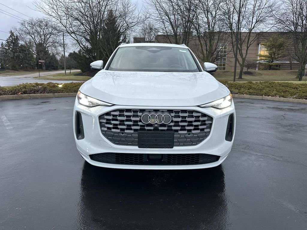 New 2025 Audi Q5 Premium image 2