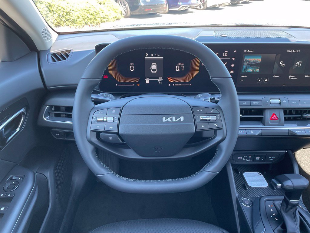 New 2026 Kia K4 EX FWD image 13