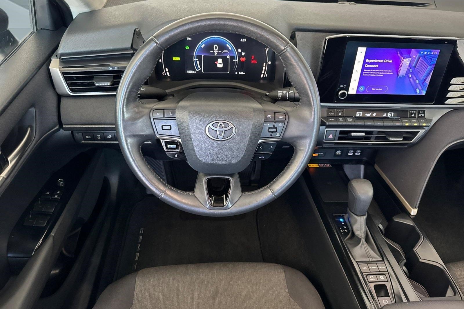 Used 2025 Toyota Camry LE w/ Convenience Package AWD/4WD image 30
