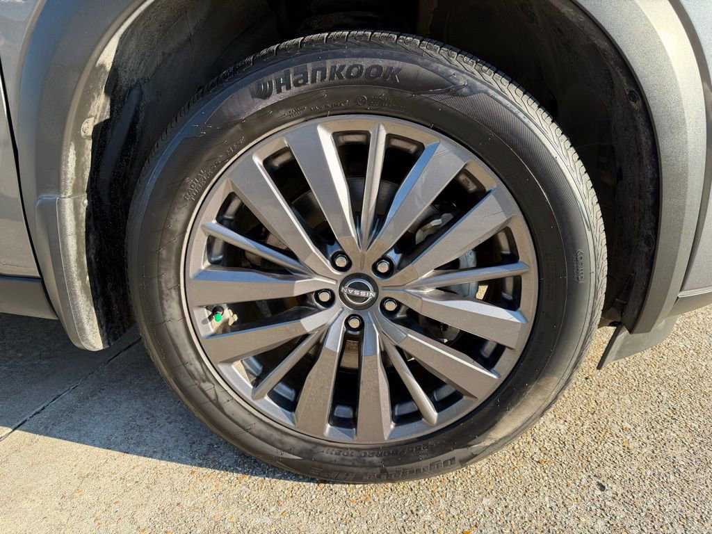 Used 2024 Nissan Pathfinder SL w/ SL Premium Package image 8