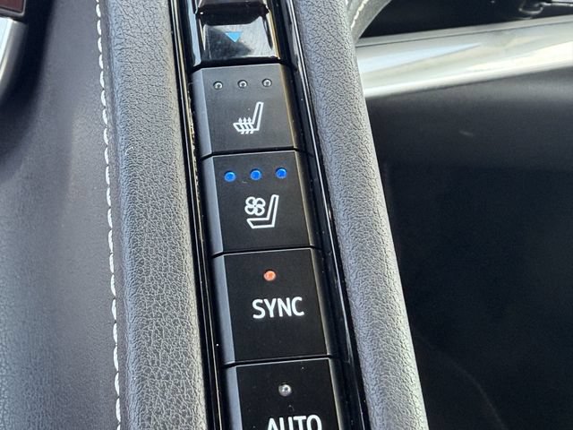 Used 2023 Chevrolet Corvette Stingray Preferred Conv w/ Z51 Performance Package RWD image 23