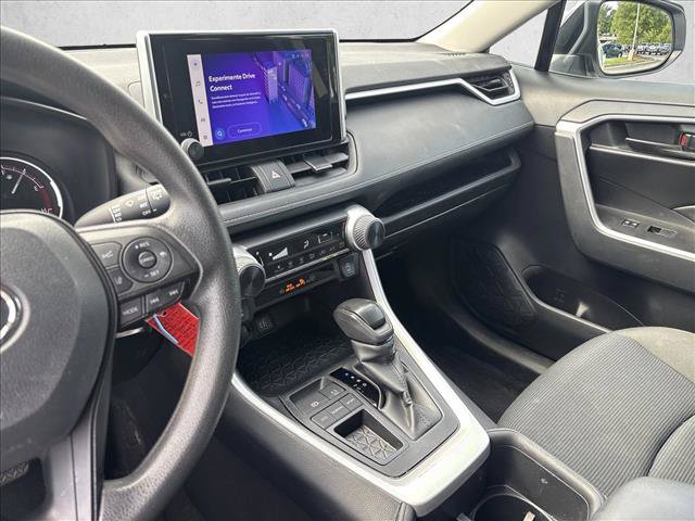 Used 2024 Toyota RAV4 LE FWD image 15