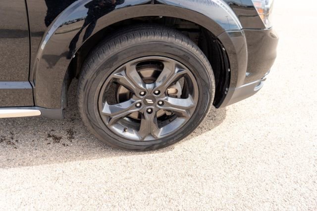Used 2020 Dodge Journey Crossroad image 9