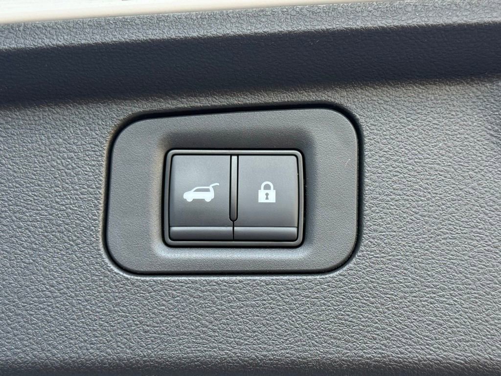 Used 2025 INFINITI QX80 Luxe image 56