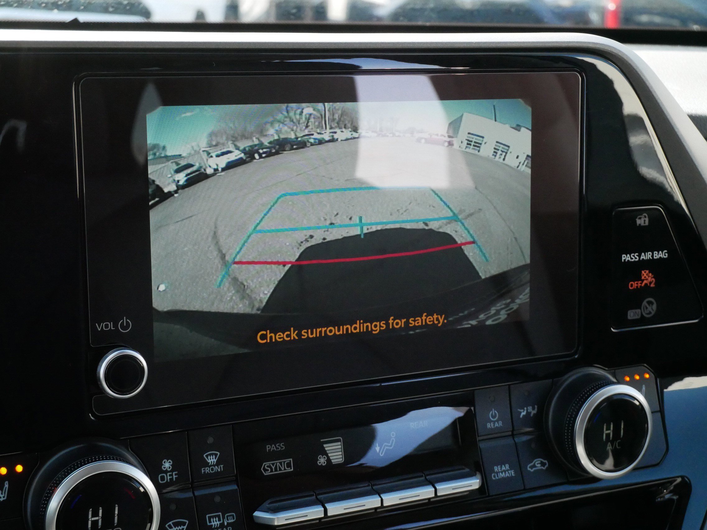 Certified 2026 Toyota Highlander XLE AWD/4WD image 31