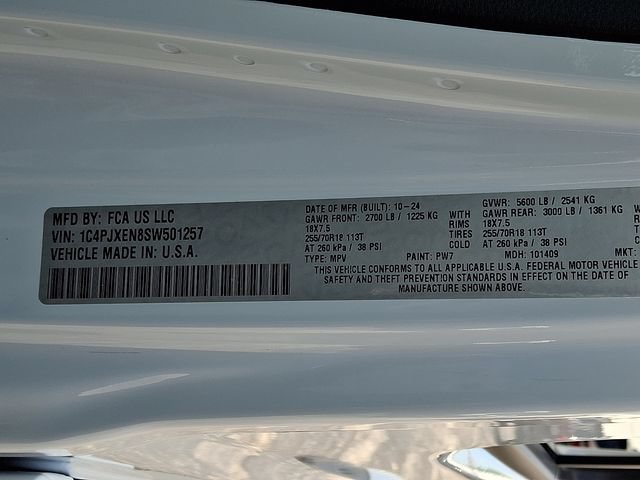 Used 2025 Jeep Wrangler Unlimited Sahara w/ Safety Group AWD/4WD image 24
