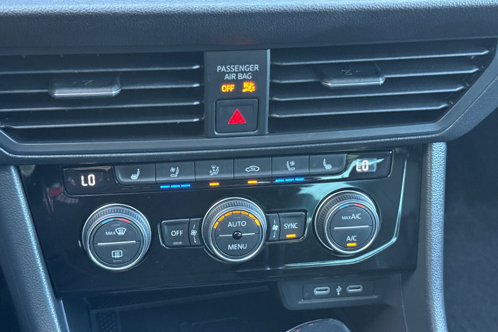 Used 2023 Volkswagen Jetta SEL FWD image 20