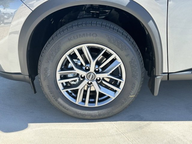 New 2026 Nissan Rogue S image 33