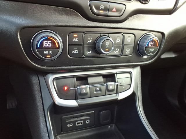 Used 2023 GMC Terrain SLT w/ Infotainment Package II AWD/4WD image 33