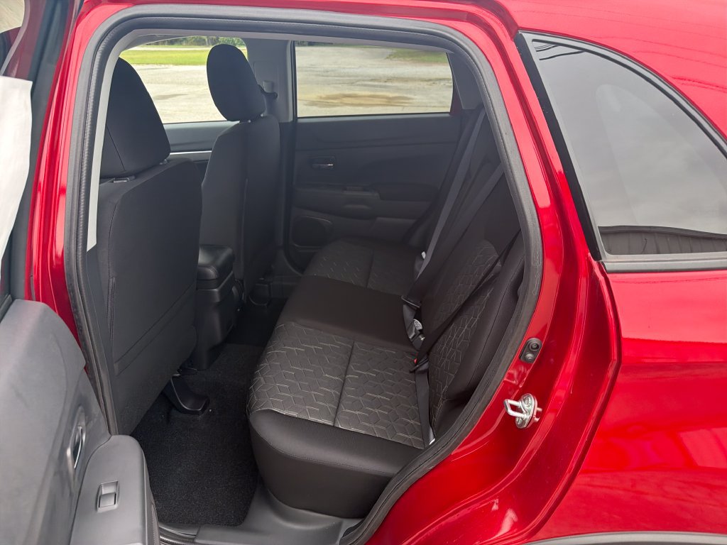 New 2027 Mitsubishi Outlander Sport ES AWD/4WD image 14