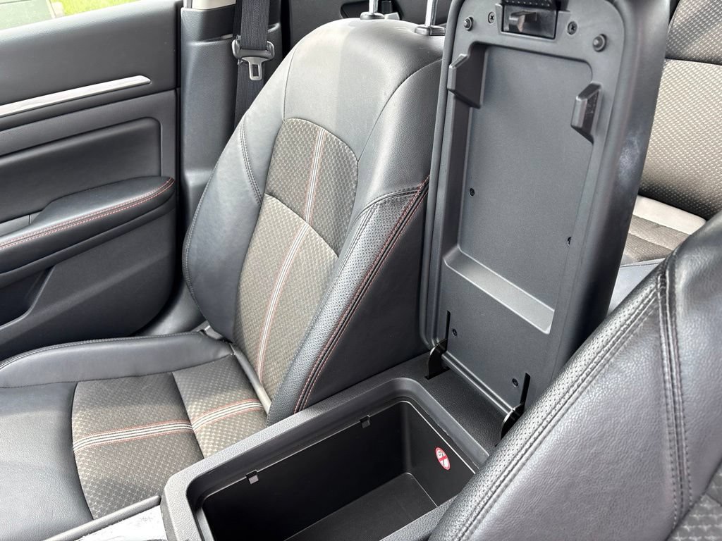 Used 2025 Nissan Altima 2.5 SR FWD image 14