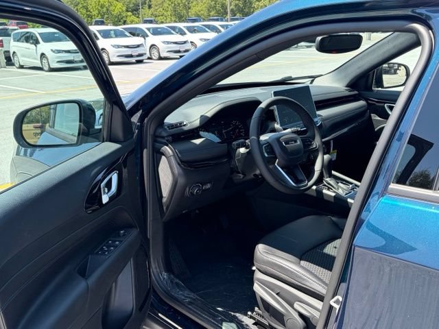 New 2026 Jeep Compass Latitude AWD/4WD image 14