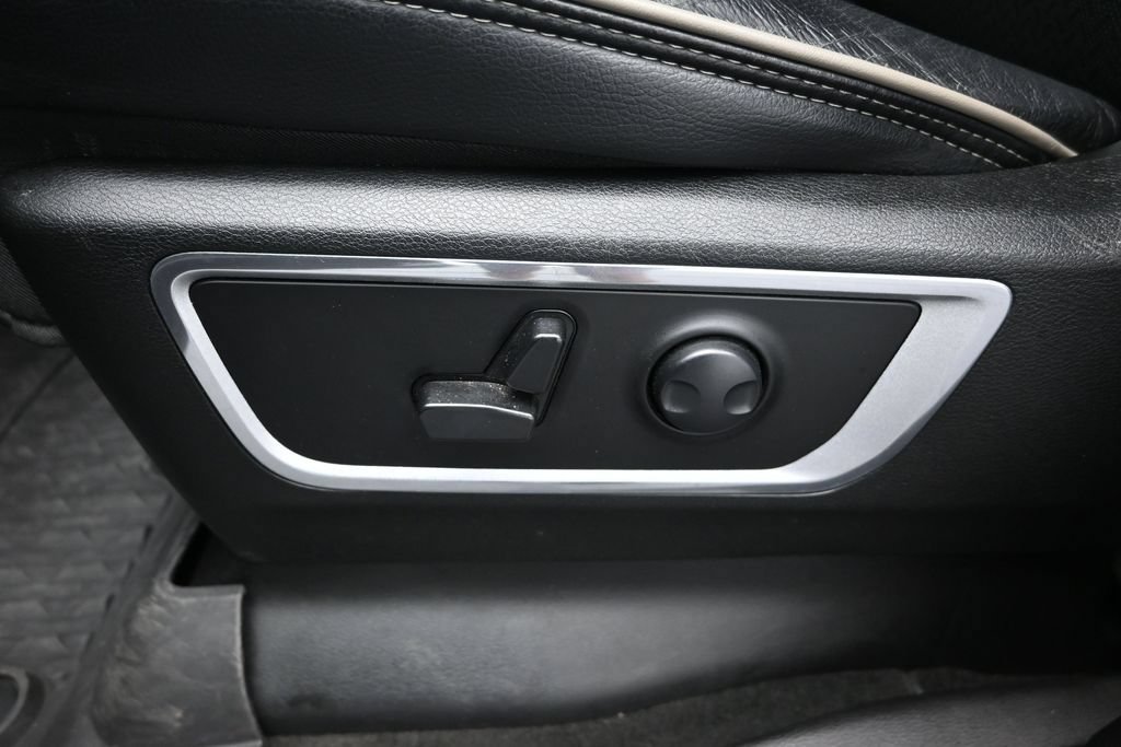Used 2023 RAM 1500 Laramie AWD/4WD image 21