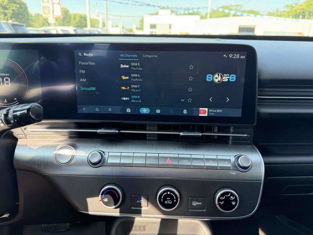 Used 2024 Hyundai Kona SE AWD/4WD image 30