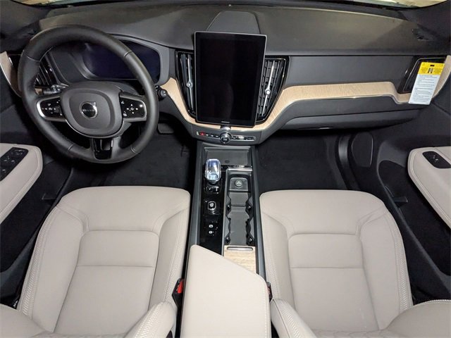New 2026 Volvo XC60 B5 Plus w/ Protection Package Premier image 27