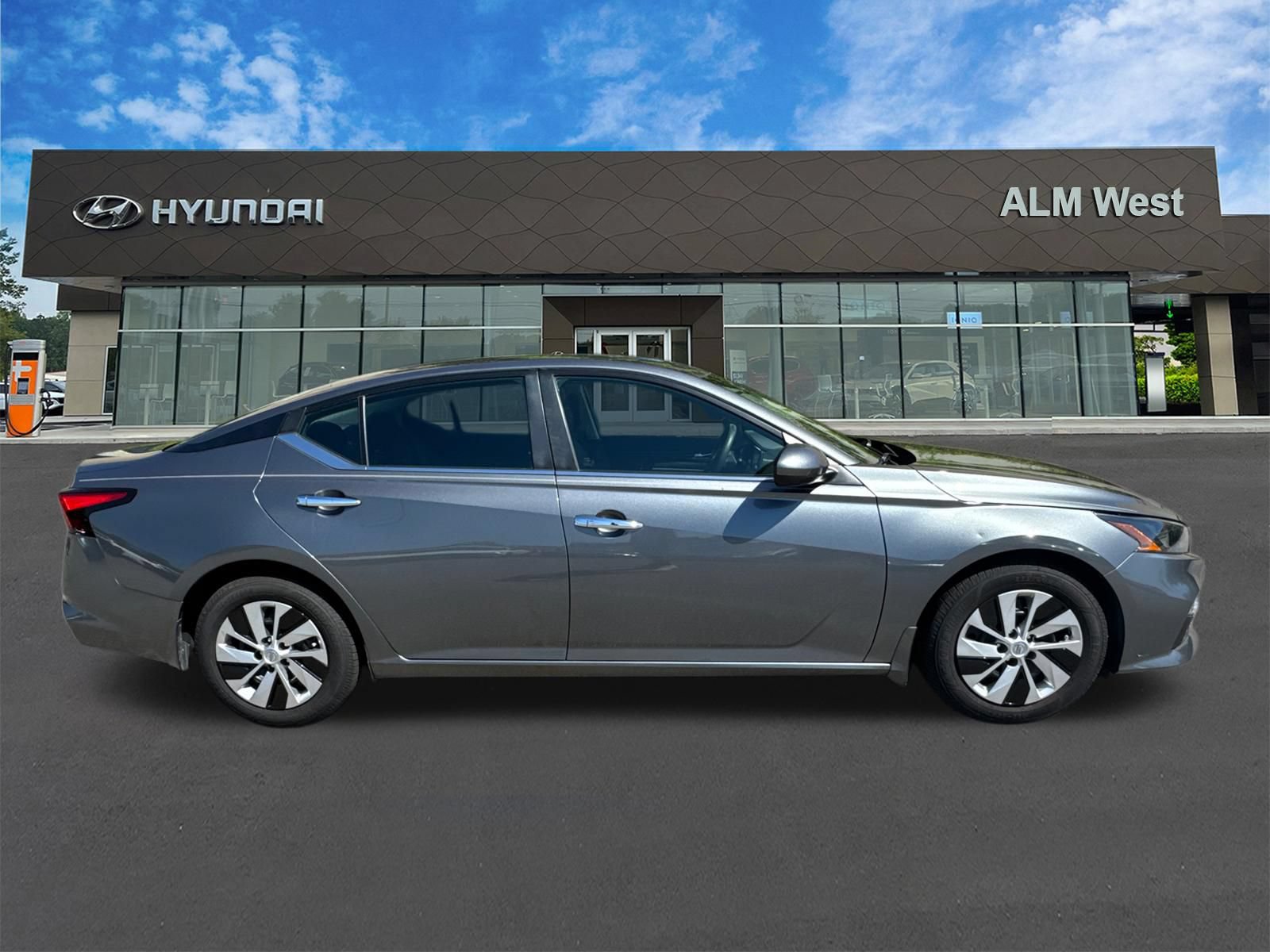 Used 2022 Nissan Altima 2.5 S FWD image 4