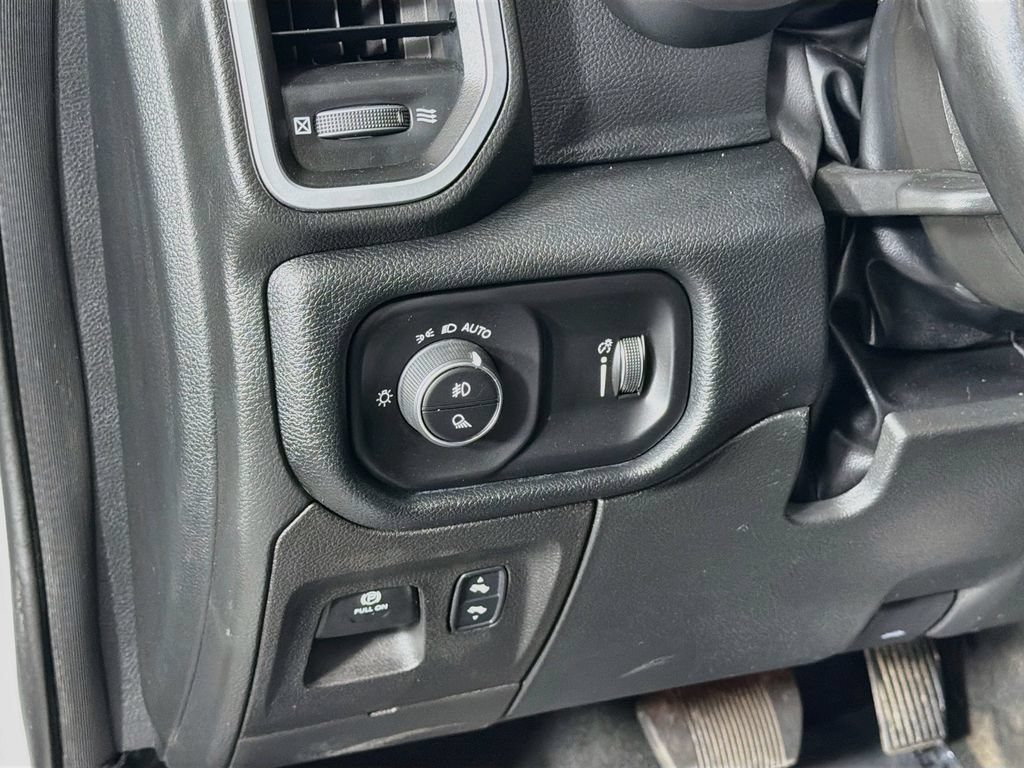 Used 2022 RAM 1500 Big Horn AWD/4WD image 10