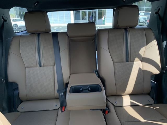 Used 2025 Toyota 4Runner Limited image 33