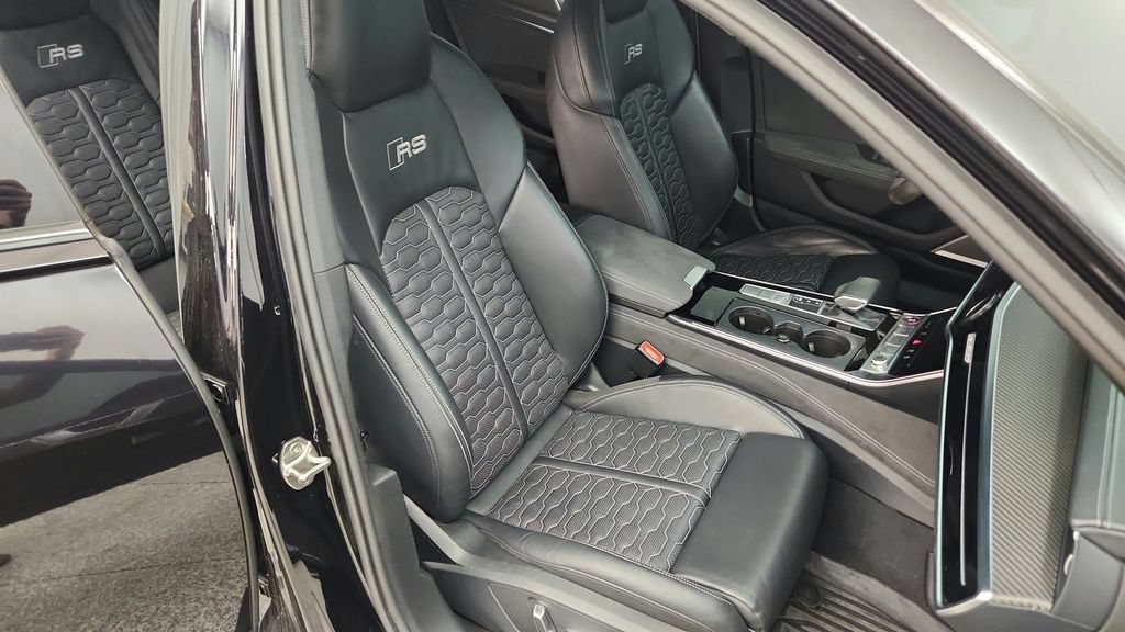 Used 2024 Audi RS 6 performance w/ Matte Carbon Package AWD/4WD image 19