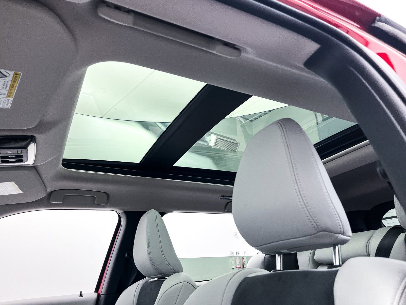 New 2025 Mitsubishi Outlander SE image 14