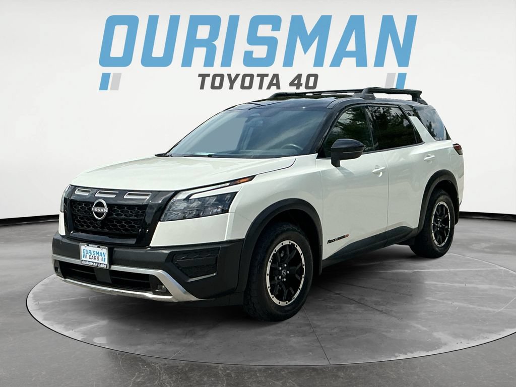 Used 2023 Nissan Pathfinder Rock Creek AWD/4WD image 3