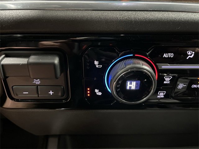 Used 2024 Chevrolet Silverado 1500 LT Trail Boss w/ Convenience Package II image 31