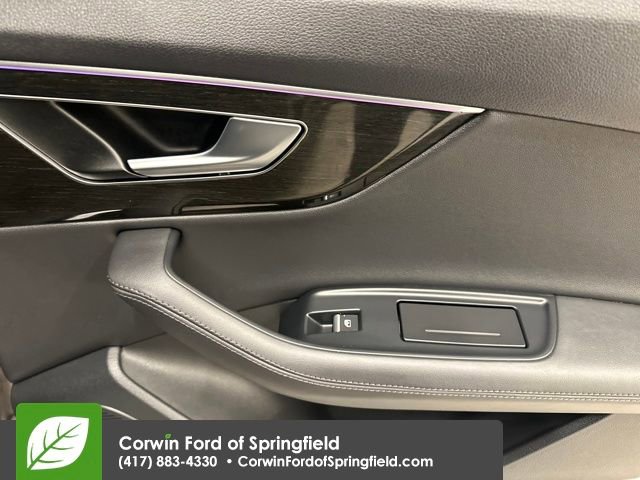 Used 2024 Audi Q7 3.0T Premium Plus image 25